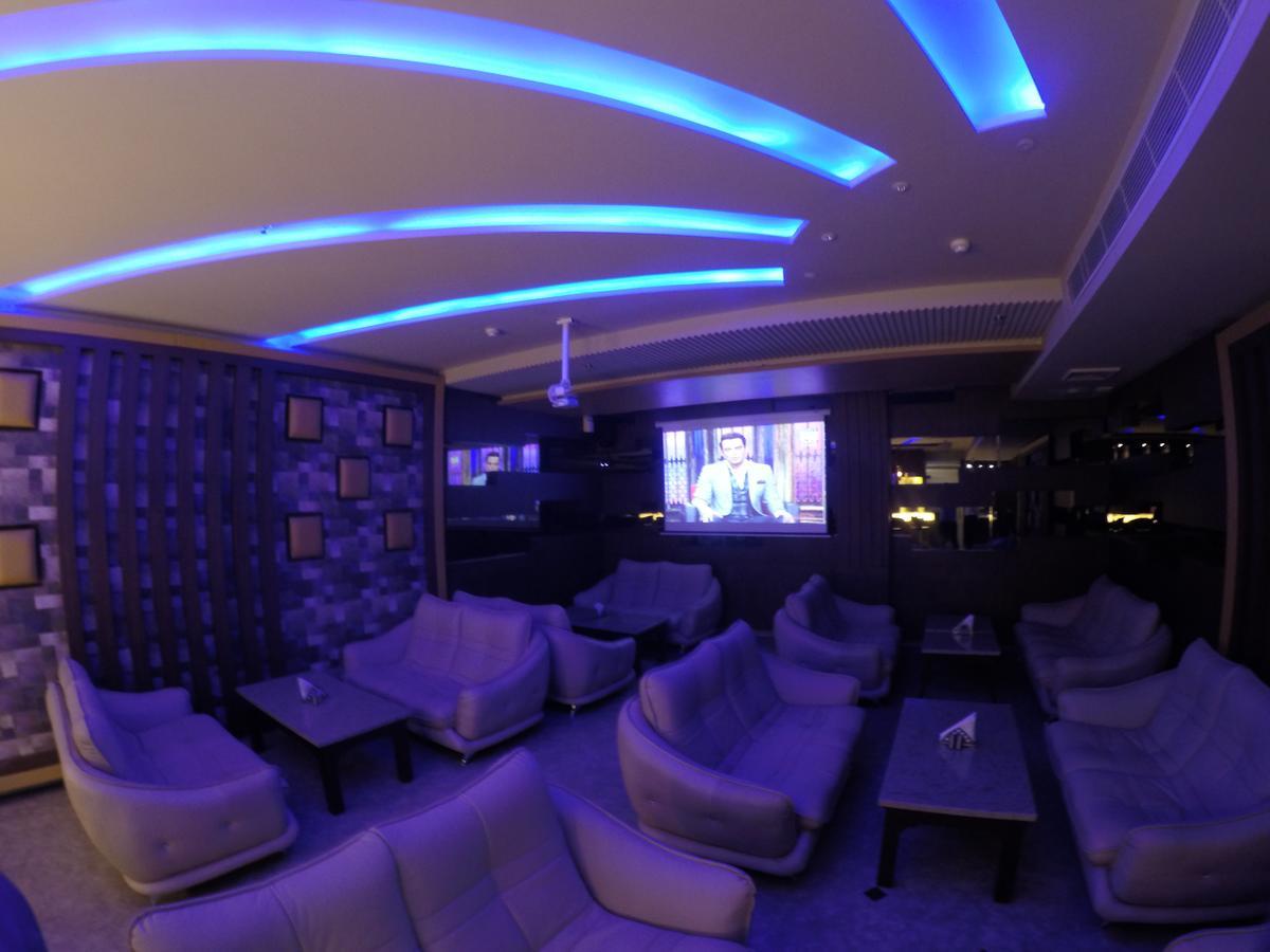 Hotel Imperia Suites Jalandhar Bagian luar foto